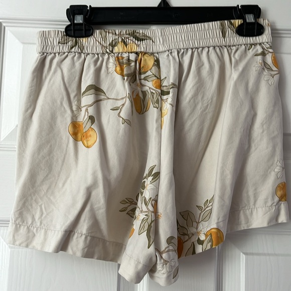 Kith lemon print shorts set size small - Picture 8 of 8